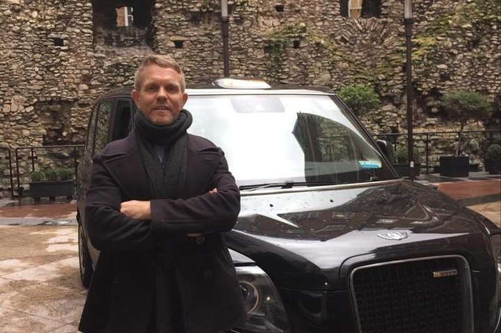 Heathrow Airport Pickup & Tour - Photo 1 of 10